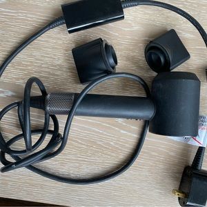 Dyson supersonic hair dryer